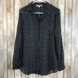Olive & Oak Button Down Sheer Top Pre-owned